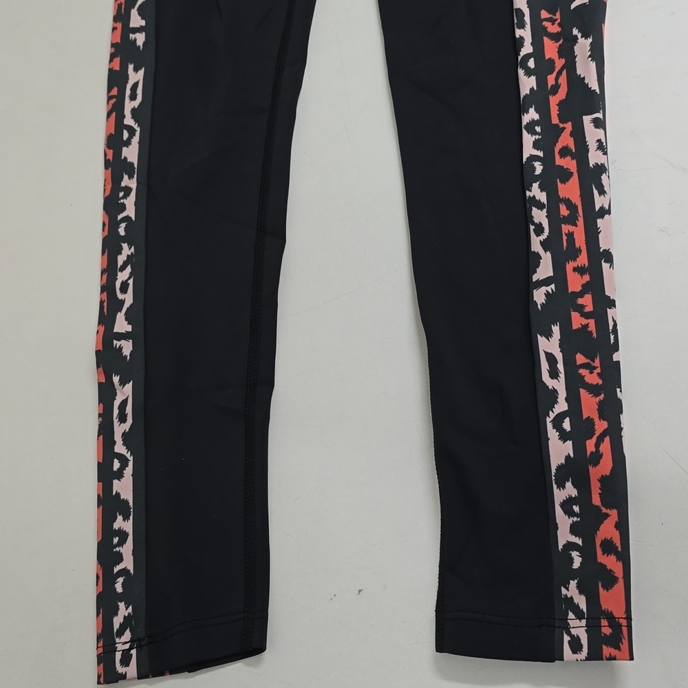 Beach RiotJade Legging Multi Leopard - Picture 5 of 11